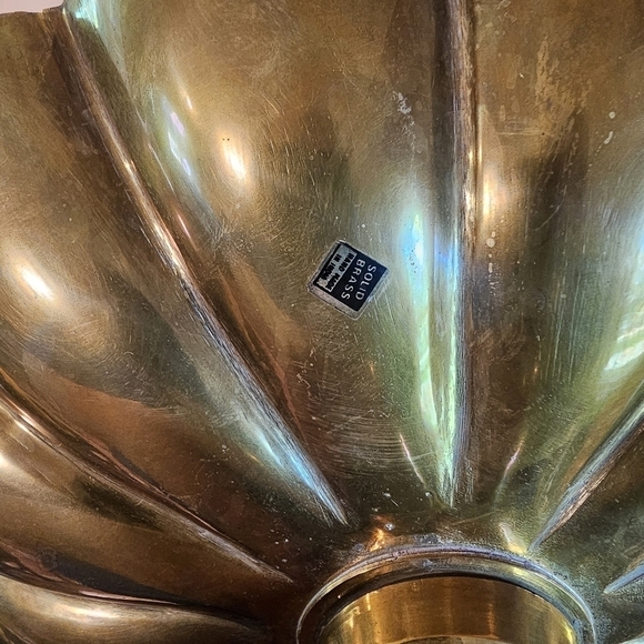 Vintage Large Solid Brass Etched Floral Scalloped Edge Pedestal Bowl - Picture 7 of 9